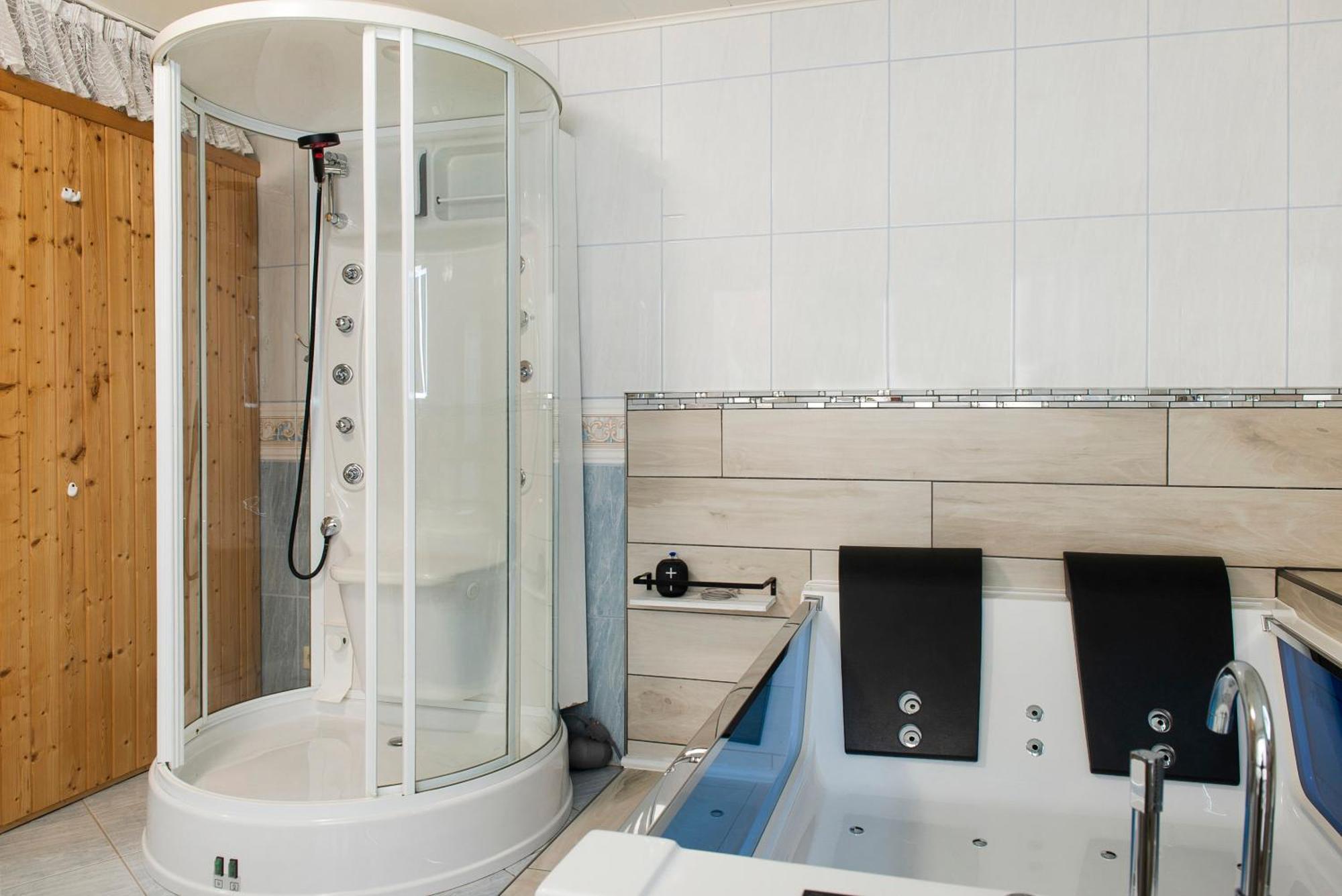 Spawo Mit Sauna Und Whirpool Pfullendorf Eksteriør bilde
